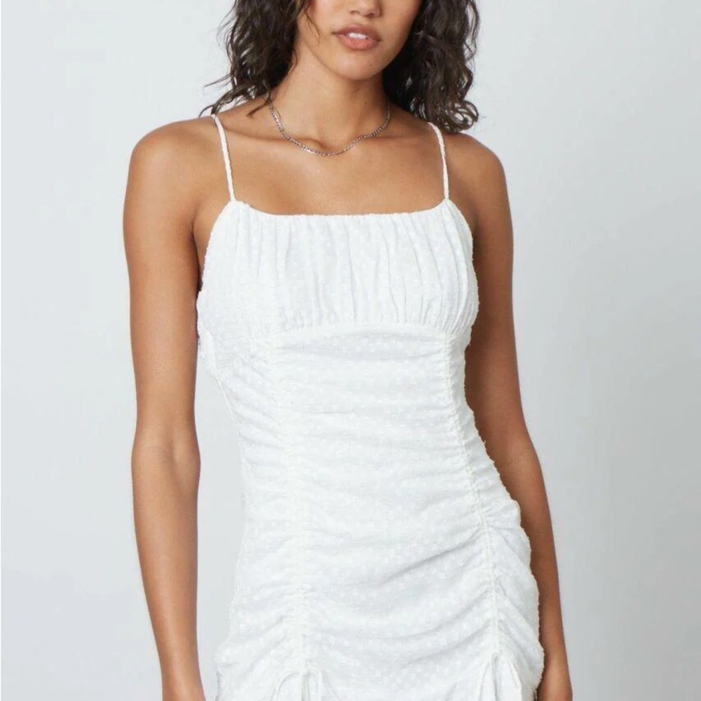 Elegant White Mini Dress